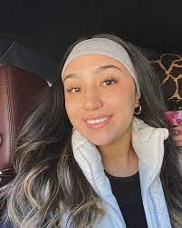 Emily Chen 